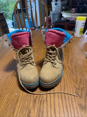 Pacifica Tan Suede Kids/Women’s Lace-Up Boots with Pink Tongue and Blue Trim